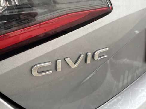 Used 2024 Honda Civic LX image 3