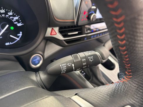 Certified 2023 Toyota Sienna XSE image 24