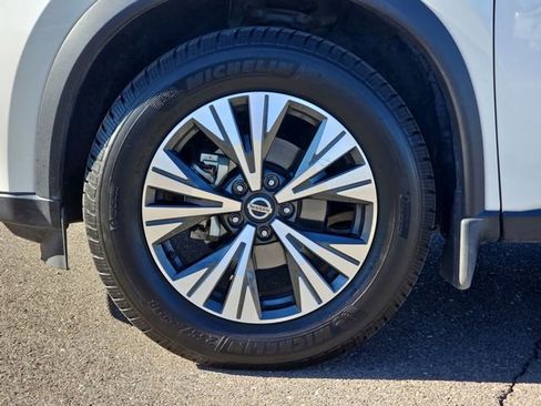 Used 2021 Nissan Rogue SV AWD/4WD image 18