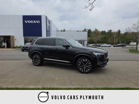 Used 2025 Volvo XC90 B5 Plus AWD/4WD image 1