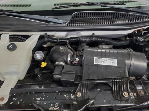 Used 2009 Chevrolet Express 2500 2500 3dr Cargo Van image 4