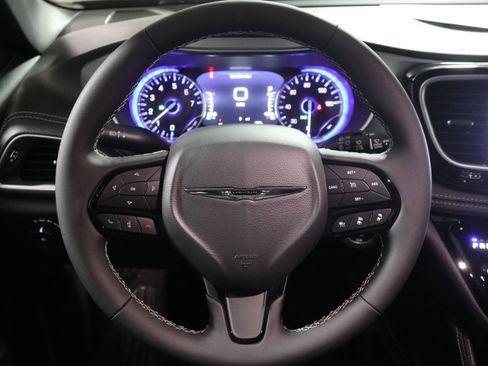 New 2026 Chrysler Pacifica Limited w/ S Appearance Package image 17