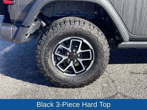 Used 2025 Jeep Wrangler Unlimited Rubicon image 13