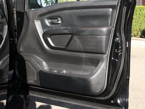 Used 2021 Nissan Titan PRO-4X w/ Pro-4x Convenience Package AWD/4WD image 52