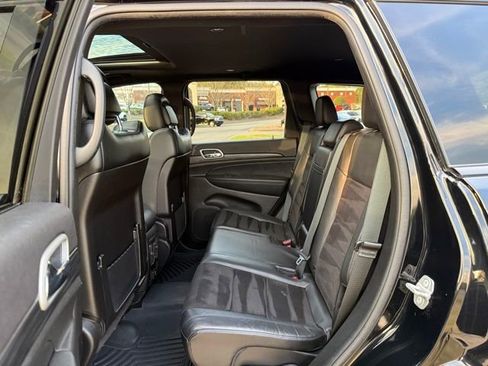 Used 2021 Jeep Grand Cherokee Laredo X image 26