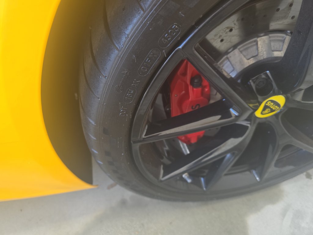 Used 2025 Lotus Emira RWD image 24
