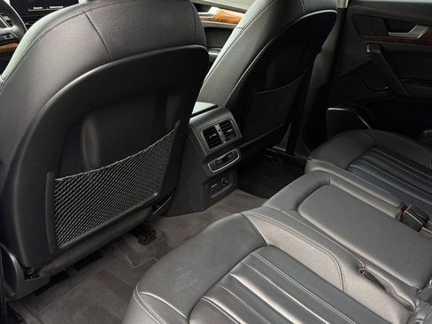 Used 2023 Audi Q5 2.0T Premium w/ Convenience Package AWD/4WD image 25