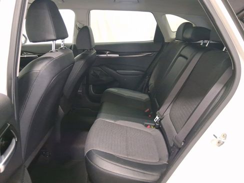 Used 2021 Kia Seltos S FWD image 15