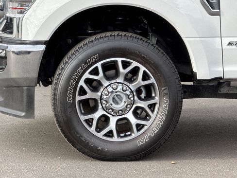 Used 2021 Ford F350 Lariat w/ Lariat Ultimate Package image 29