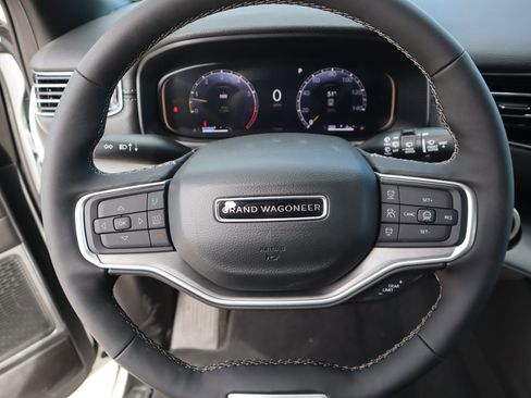 New 2026 Jeep Grand Wagoneer 4WD w/ Premium Group I image 3