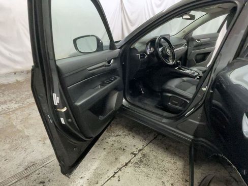 Used 2021 MAZDA CX-5 Touring FWD image 28