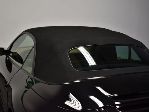 Used 2006 Porsche 911 Carrera S RWD image 28