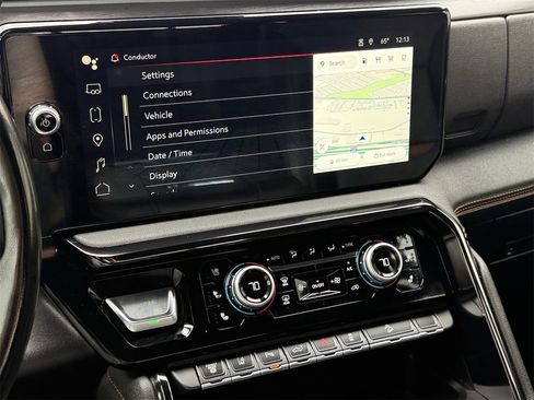 Used 2024 GMC Sierra 2500 AT4 w/ AT4 Premium Plus Package image 17