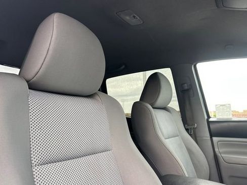 Used 2013 Toyota Tacoma PreRunner w/ TRD Sport Pkg image 18