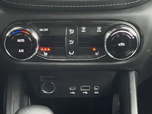 Used 2023 Chevrolet TrailBlazer ACTIV w/ Convenience Package image 25