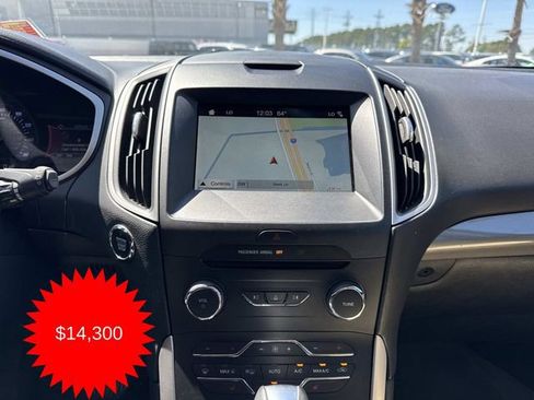 Used 2018 Ford Edge SEL w/ Equipment Group 201A image 17