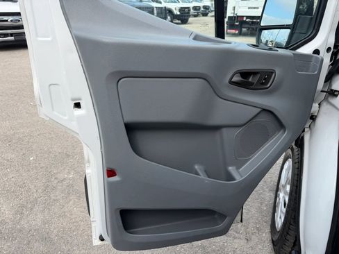 Used 2018 Ford Transit 250 148 Medium Roof w/ Interior Upgrade Package RWD image 11
