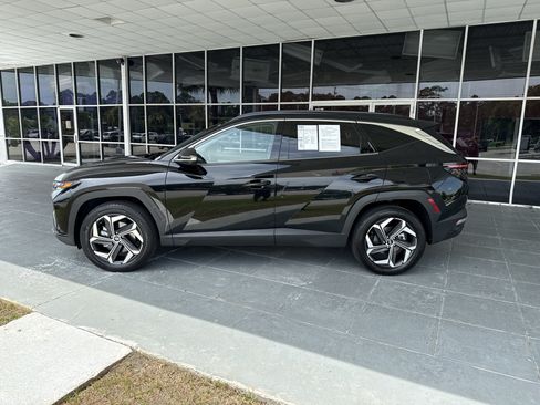 Used 2022 Hyundai Tucson Limited AWD/4WD image 11