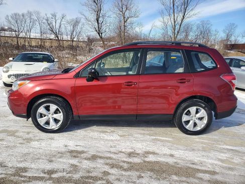 Used 2015 Subaru Forester 2.5i w/ Alloy Wheel Package image 8