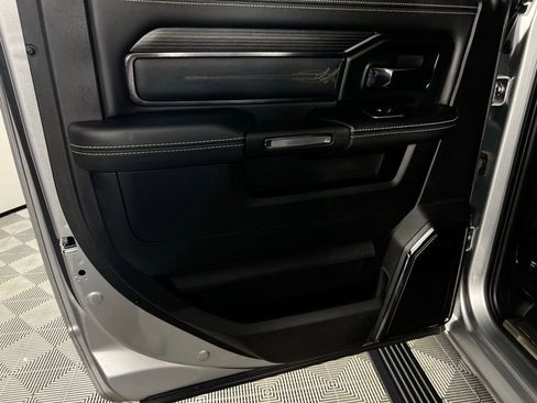 Used 2024 RAM 2500 Limited image 27