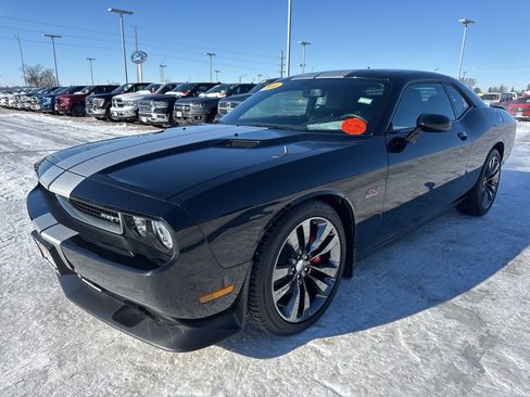 Used 2014 Dodge Challenger SRT8 image 24