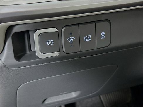 Used 2025 Hyundai Santa Fe SEL image 10