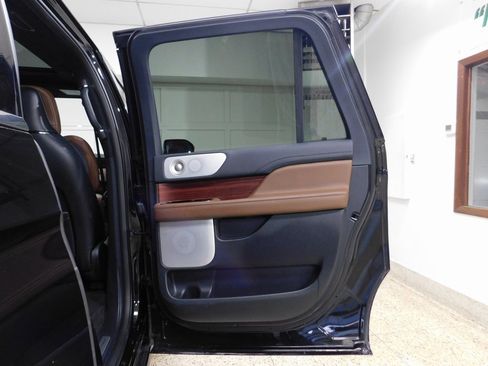 Used 2024 Lincoln Navigator L Reserve w/ Equipment Group 201A image 91