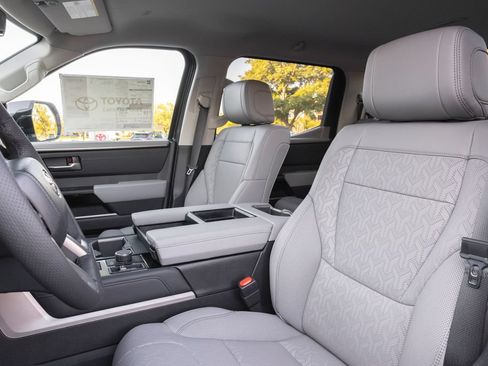 New 2026 Toyota Tundra Limited AWD/4WD image 8