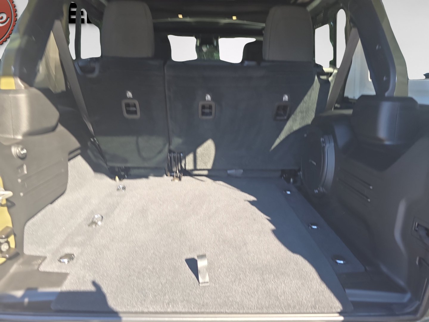 Used 2025 Jeep Wrangler Unlimited Sport AWD/4WD image 14