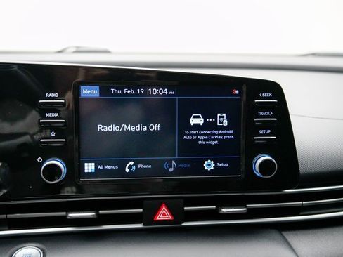 Used 2022 Hyundai Elantra SEL w/ Convenience + Premium Package image 28