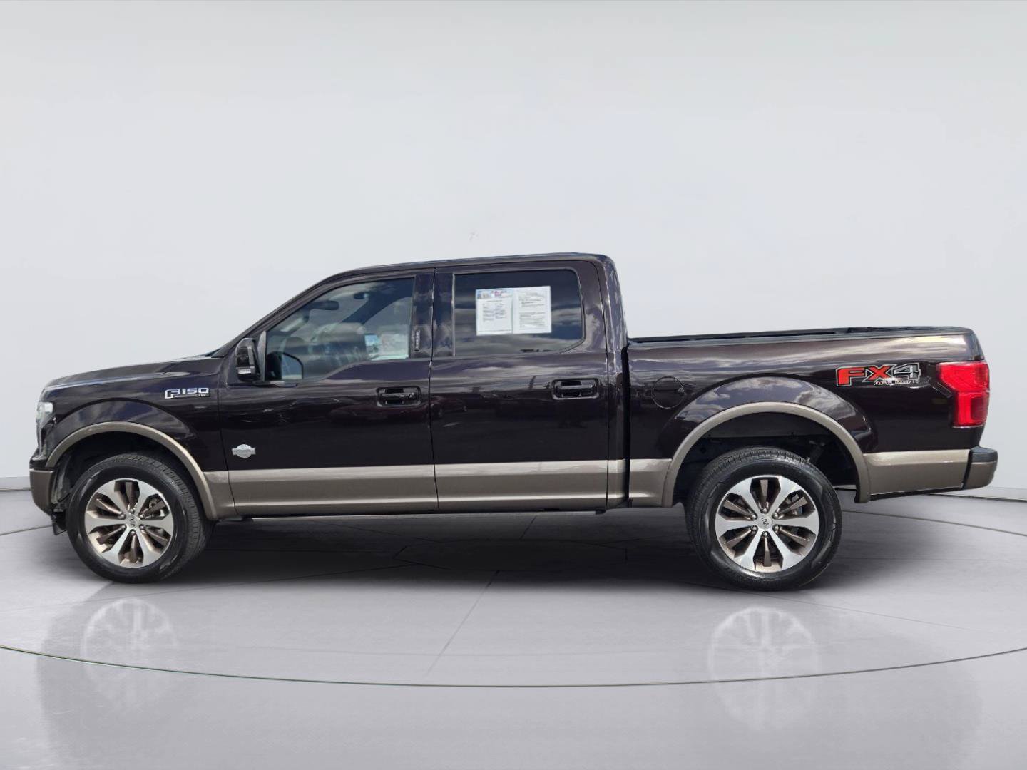 Used 2018 Ford F150 King Ranch w/ Equipment Group 601A Luxury AWD/4WD image 4