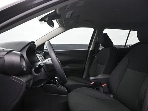 Used 2025 Nissan Kicks Play S FWD image 10