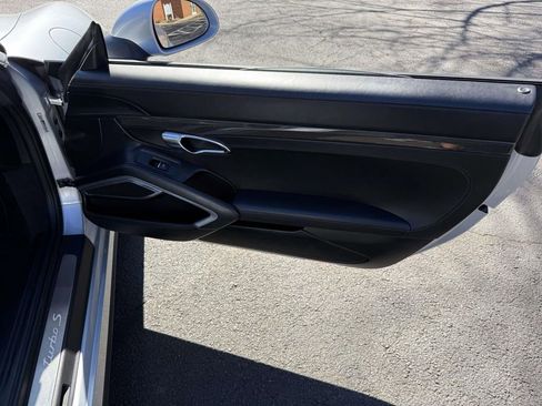 Used 2016 Porsche 911 Turbo S image 16