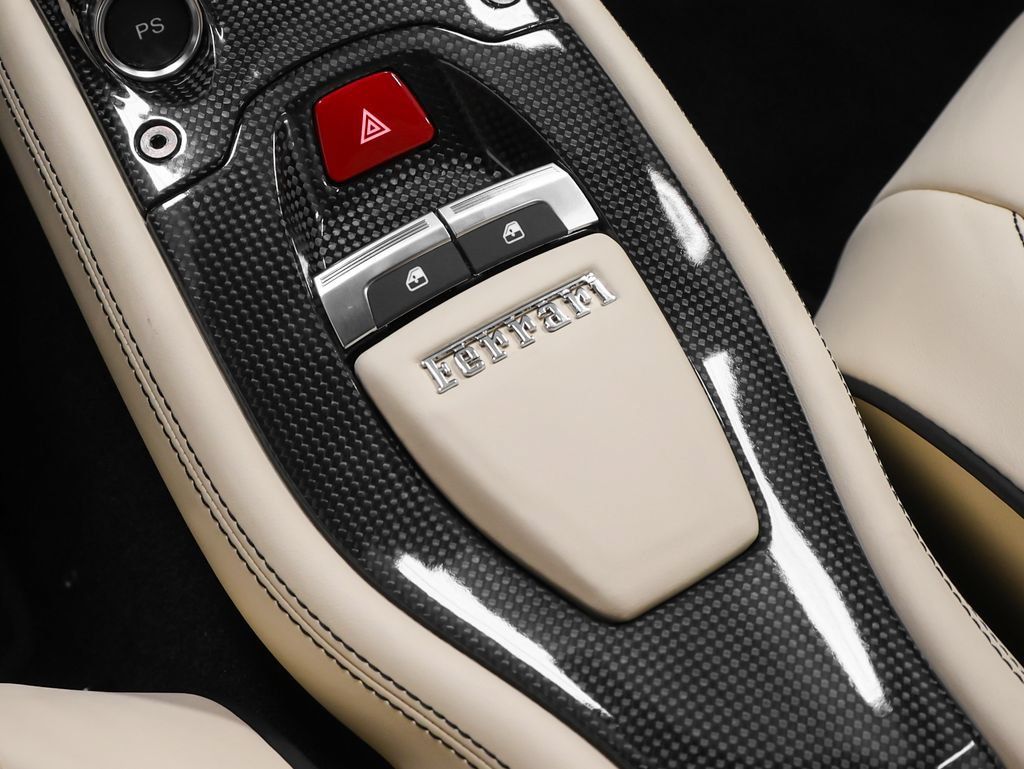 Used 2010 Ferrari 458 Italia Coupe RWD image 46
