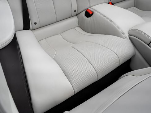 Used 2016 BMW M6 Convertible w/ Executive Package image 41