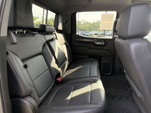 Used 2023 Chevrolet Silverado 1500 LTZ AWD/4WD image 41