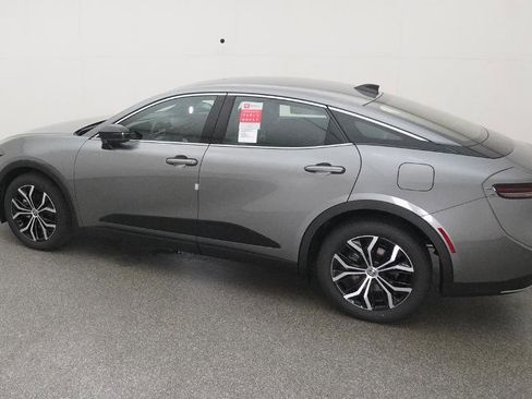 New 2026 Toyota Crown XLE image 4