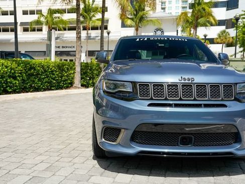 Used 2021 Jeep Grand Cherokee Trackhawk AWD/4WD image 6