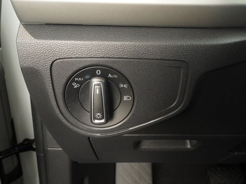 Used 2022 Volkswagen Atlas SE FWD image 12