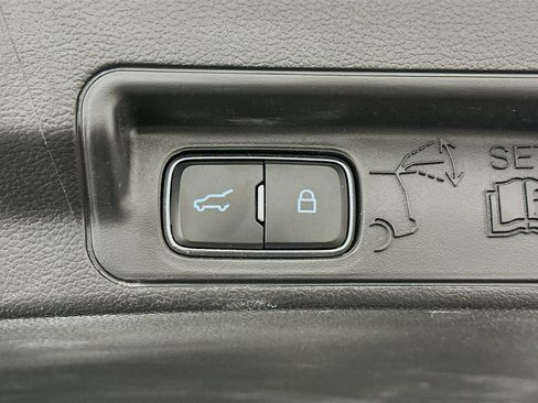 Used 2025 Ford Explorer Platinum w/ LUX Leather Package image 33