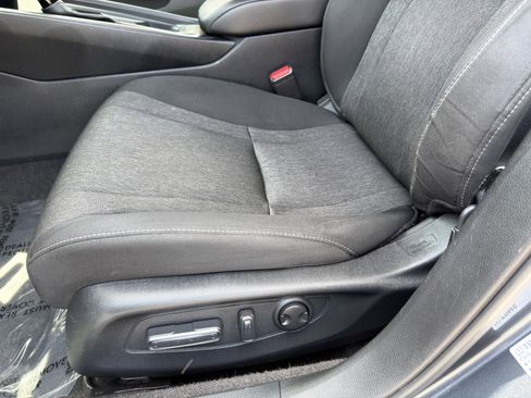Used 2024 Honda Accord EX image 24