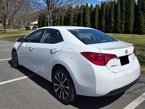 Used 2019 Toyota Corolla SE FWD image 7