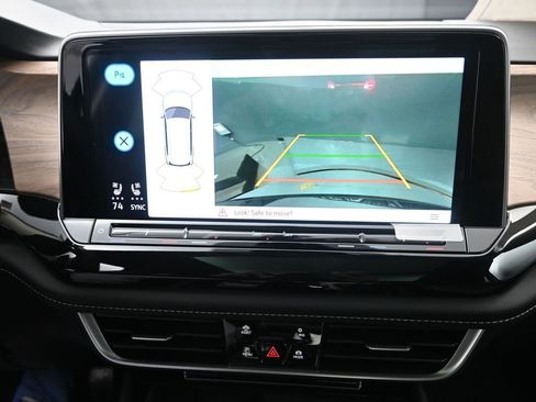 New 2026 Volkswagen Atlas SE image 12