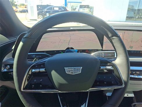 New 2026 Cadillac Lyriq Luxury image 18