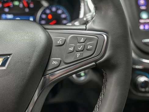 Used 2023 Chevrolet Equinox LT AWD/4WD image 22