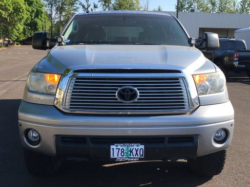 Used 2010 Toyota Tundra Limited AWD/4WD image 9