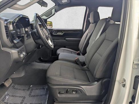 Used 2024 GMC Sierra 1500 Elevation image 15