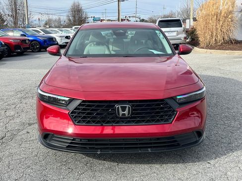 Certified 2023 Honda Accord LX image 6