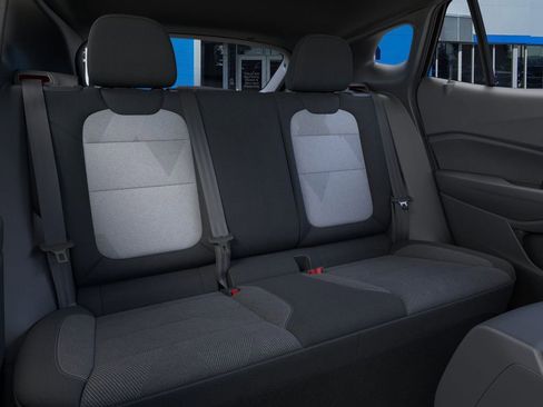 New 2026 Chevrolet Trax RS w/ Sunroof Package FWD image 17