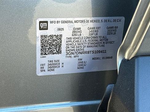 New 2026 Chevrolet Equinox EV LT image 32